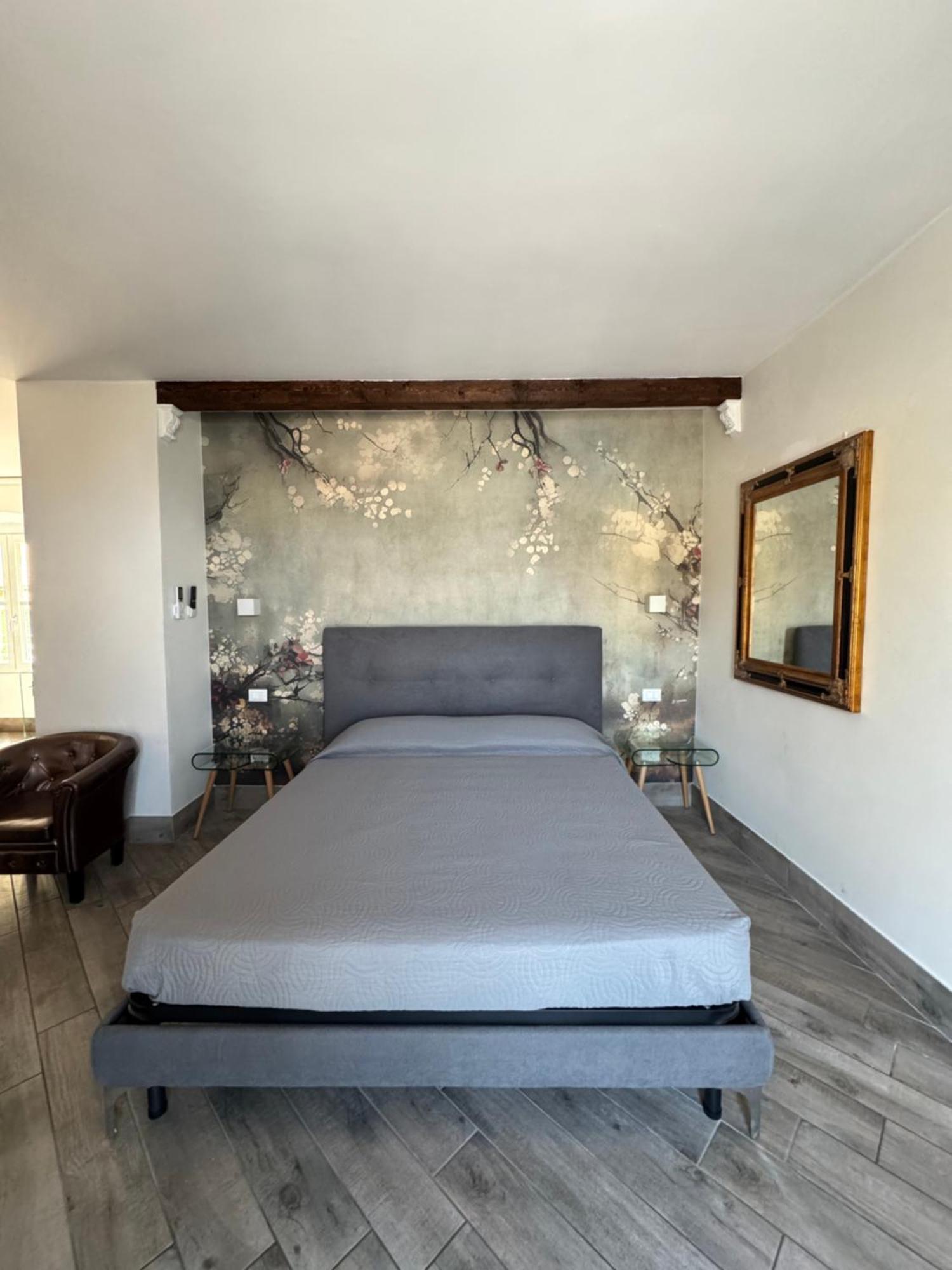 Relais Al Porto Hotel Peschiera del Garda Buitenkant foto