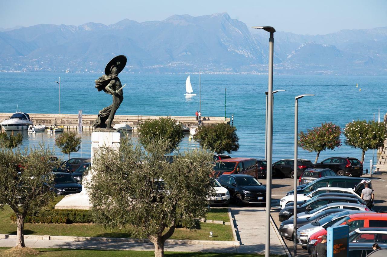 Relais Al Porto Hotel Peschiera del Garda Buitenkant foto